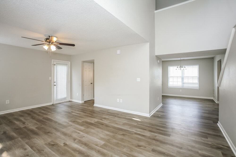 15341 Ten Point Dr - Photo 5 of 17