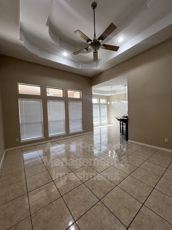 1301 San Felipe Dr - Photo 4 of 25