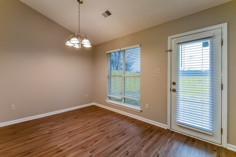 5580 Kaitlyn Dr E - Photo 5 of 16