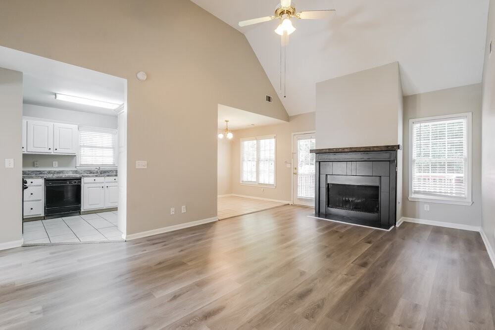605 Oxford Crest Ct - Photo 4 of 17