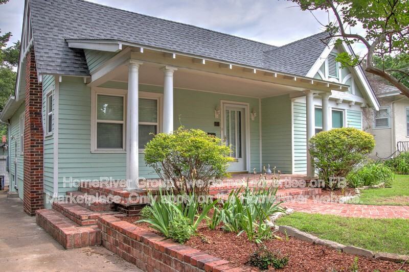 1531 E 20th St - Photo 3 of 37