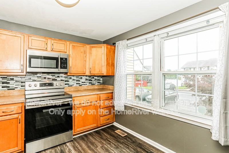 16 Duchess Ct - Photo 2 of 21