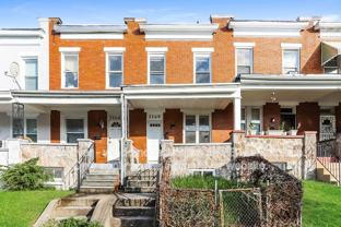 2560 Robb St - Photo 1 of 1