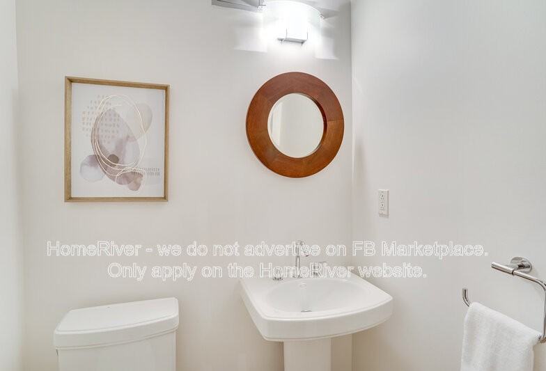 301 Massachusetts Avenue Northwest #102 - Photo 7 of 31