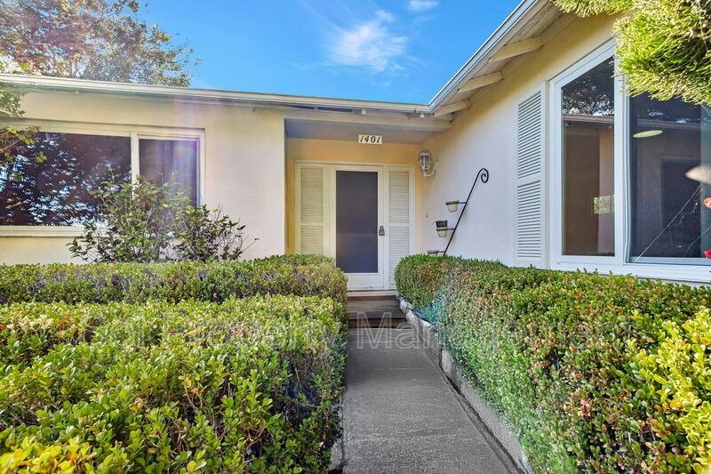 1401 Laurent St - Photo 2 of 35