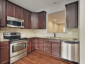 251 Lincoln St - Photo 1 of 1