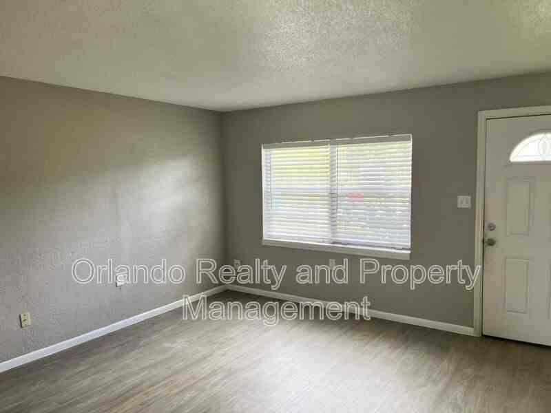 5017 Elese St - Photo 2 of 15