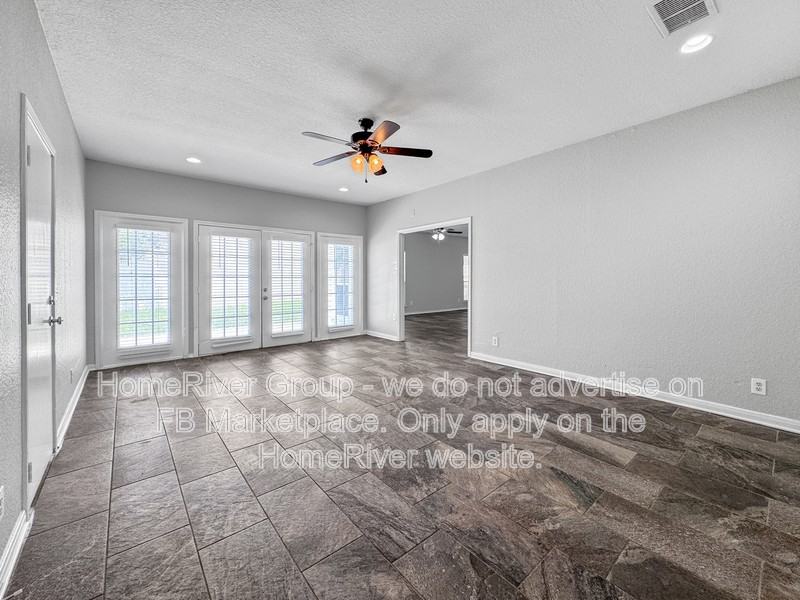 120 Whitewing Way - Photo 2 of 17