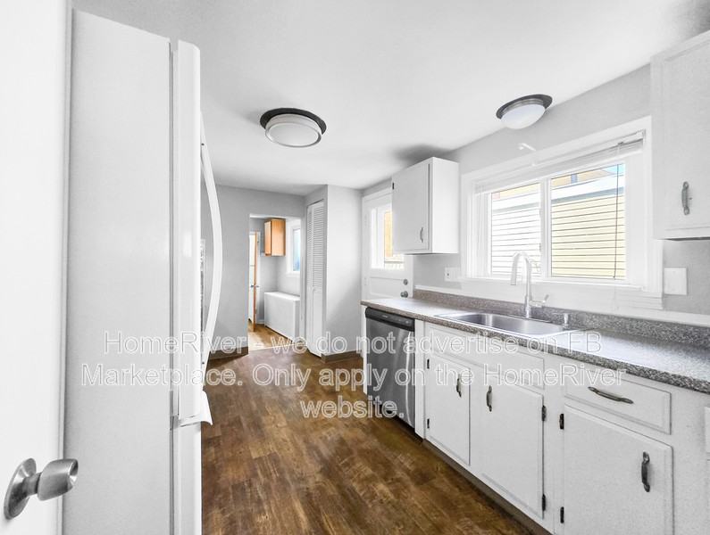 1927 Wrights Way - Photo 6 of 22