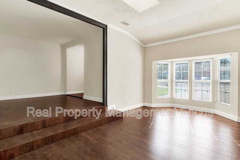 1725 Brake Dr - Photo 6 of 28