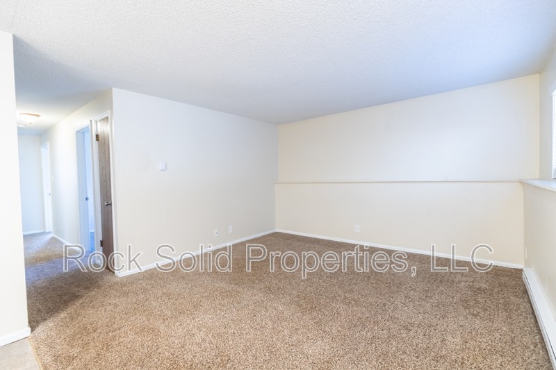 714 Dell Range Blvd - Photo 3 of 27