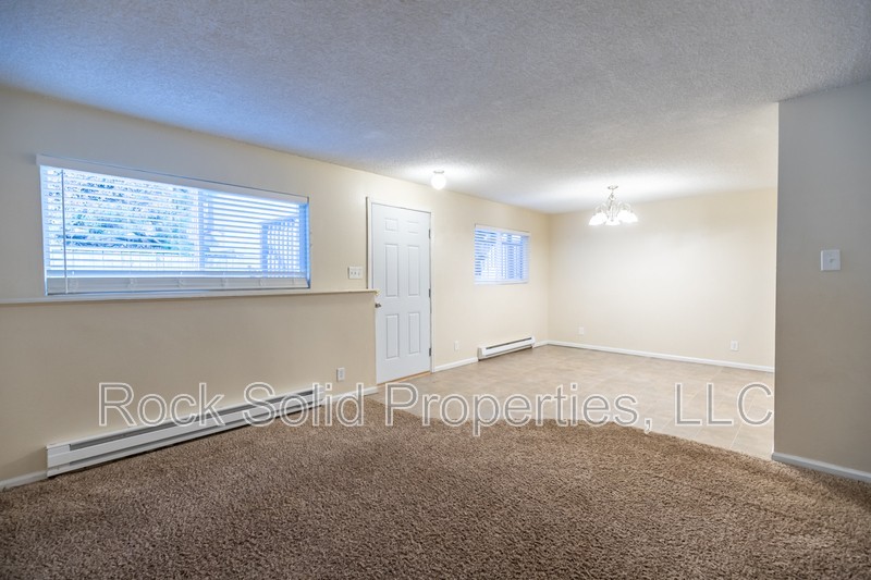 714 Dell Range Blvd - Photo 5 of 27