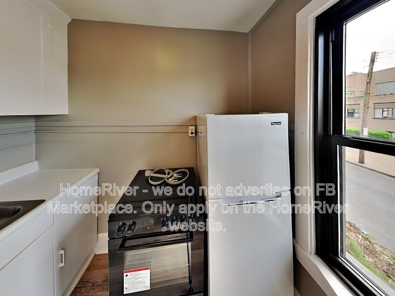 1802 Chestnut Street - Photo 2 of 13