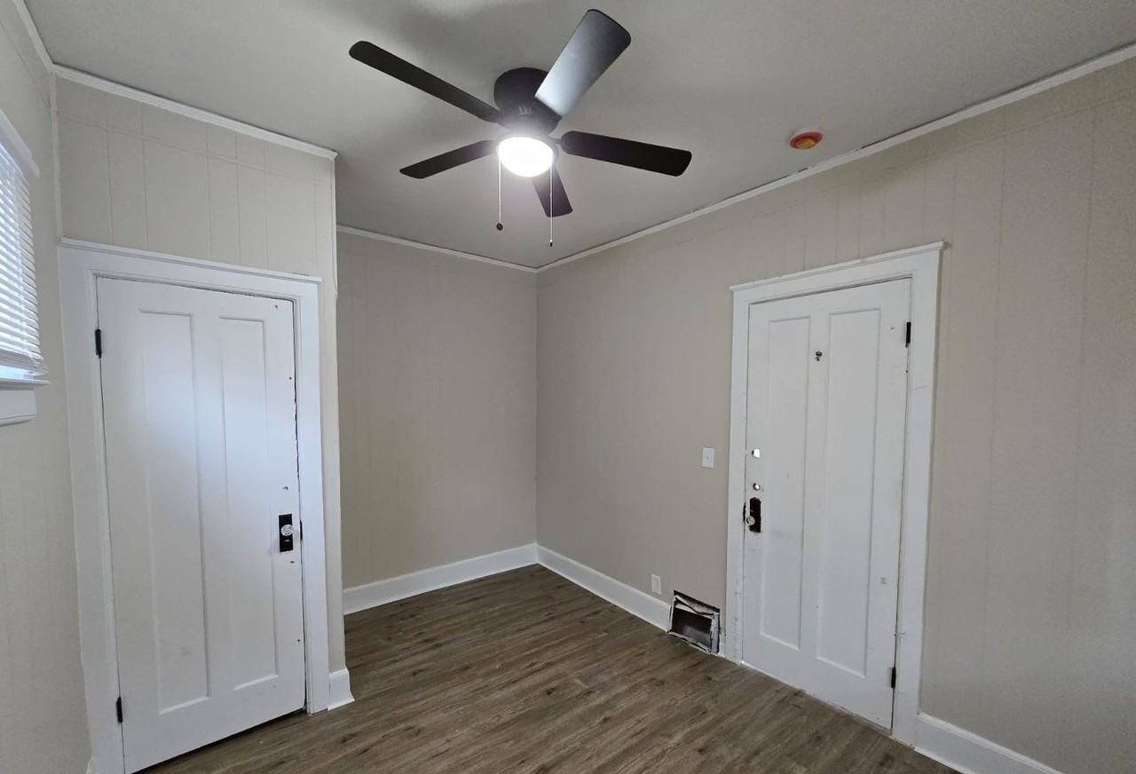 3475 Crane St - Photo 6 of 7