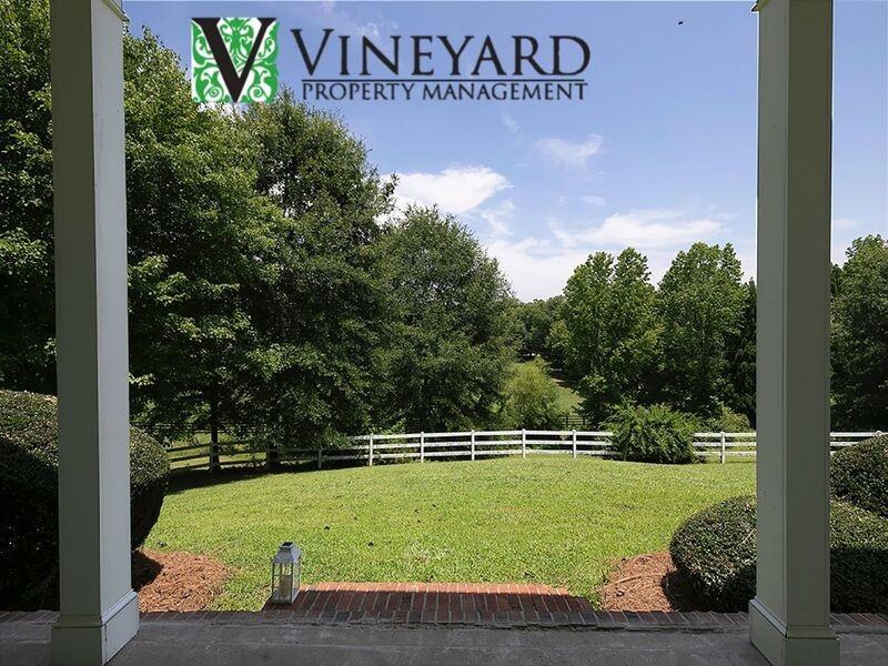 255 Henson Way - Photo 7 of 44