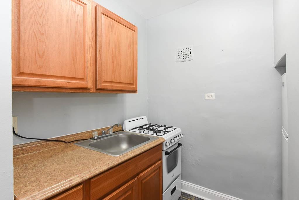 4735 N Beacon St #310 - Photo 2 of 18