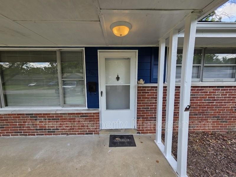 2321 Noll Dr - Photo 4 of 13