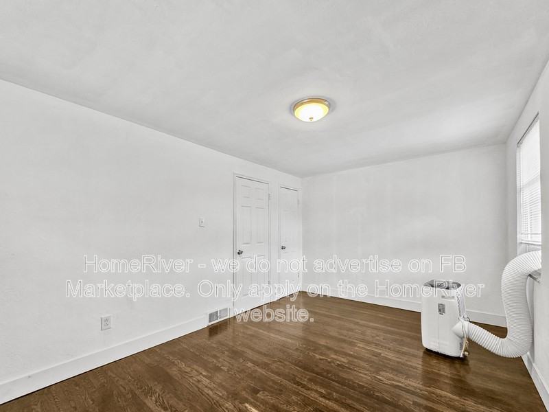 781 Cooke Dr #8 - Photo 2 of 14