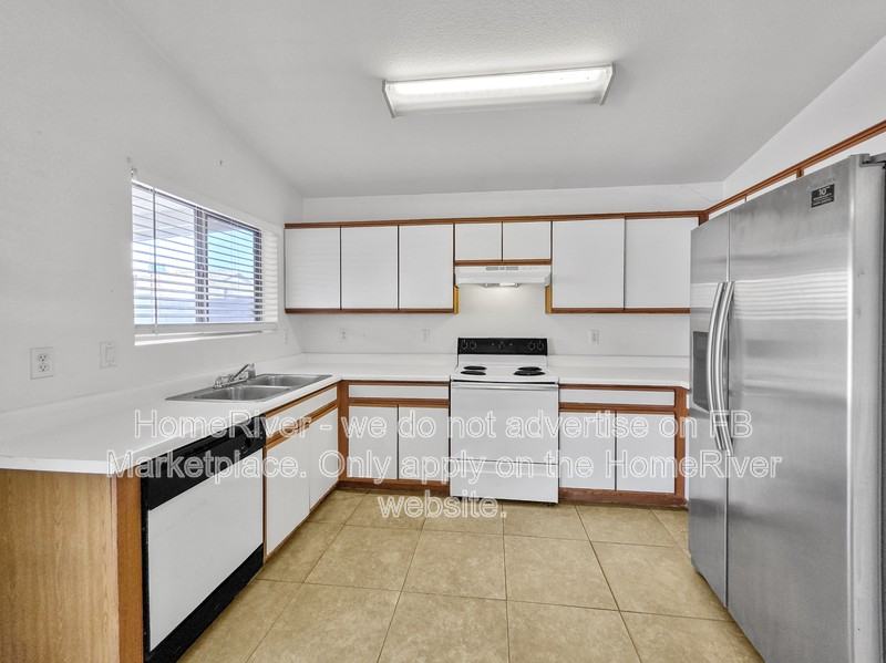 4815 North 84th Lane - Photo 2 of 27