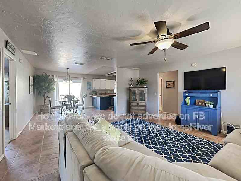3593 Desert Garden Dr - Photo 4 of 21
