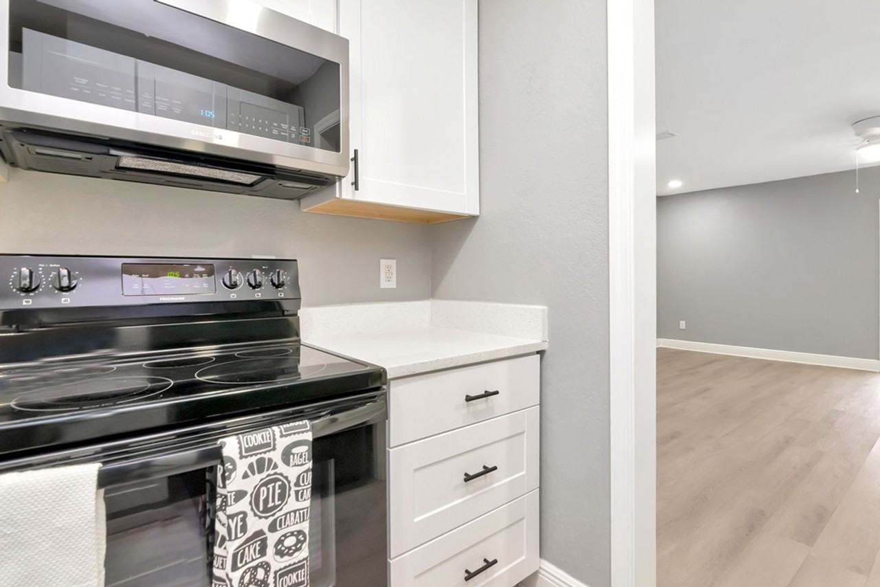 1313 Eagleview Dr #A - Photo 5 of 25