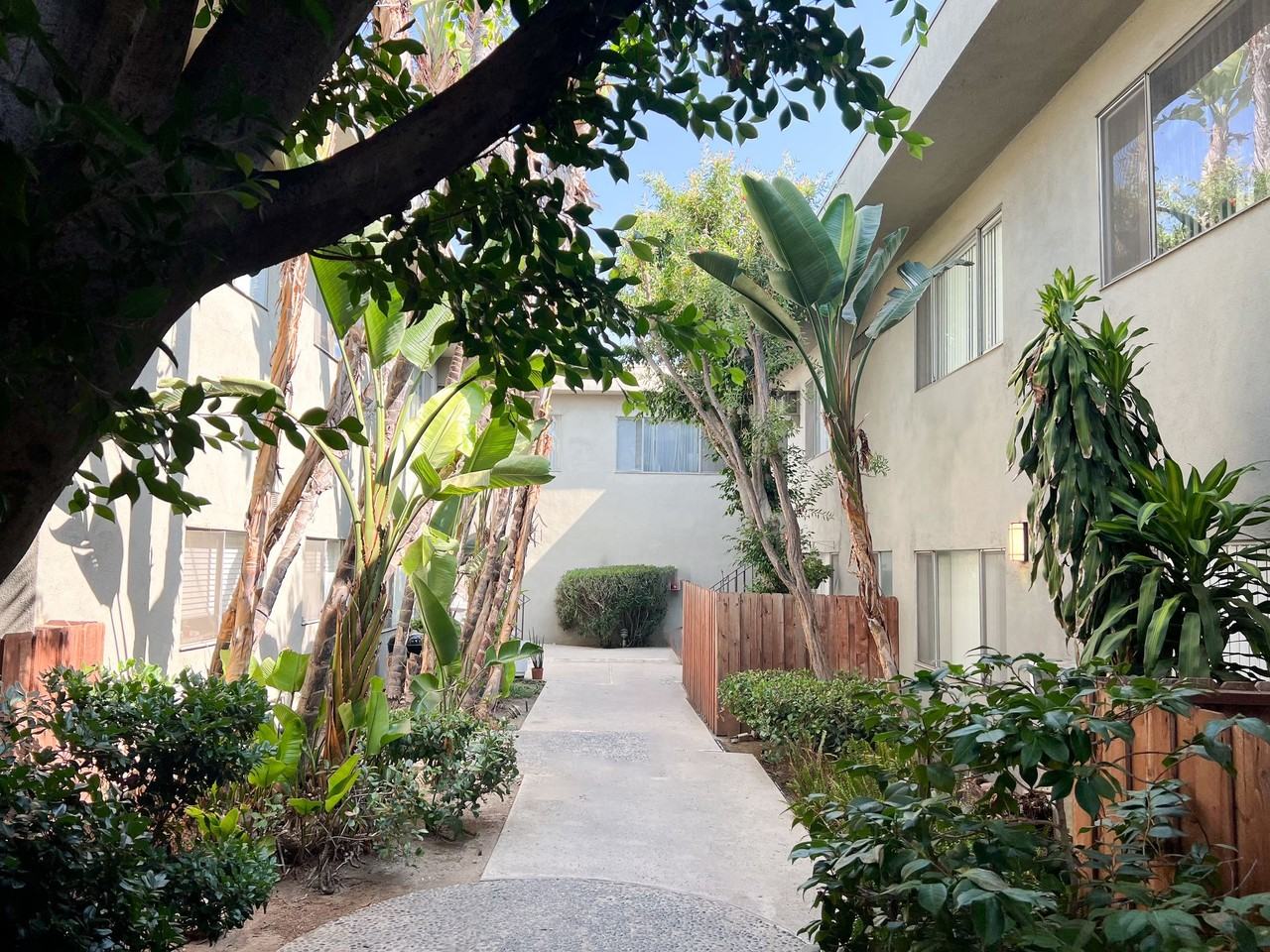 Addison Apartments - Photo 4 of 31