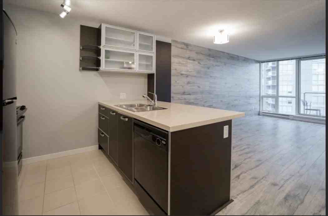 13688 100 Avenue #2203 - Photo 3 of 10