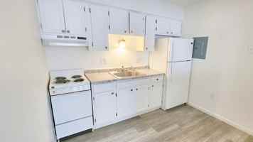 featured image of 2411 Welbeck Rd