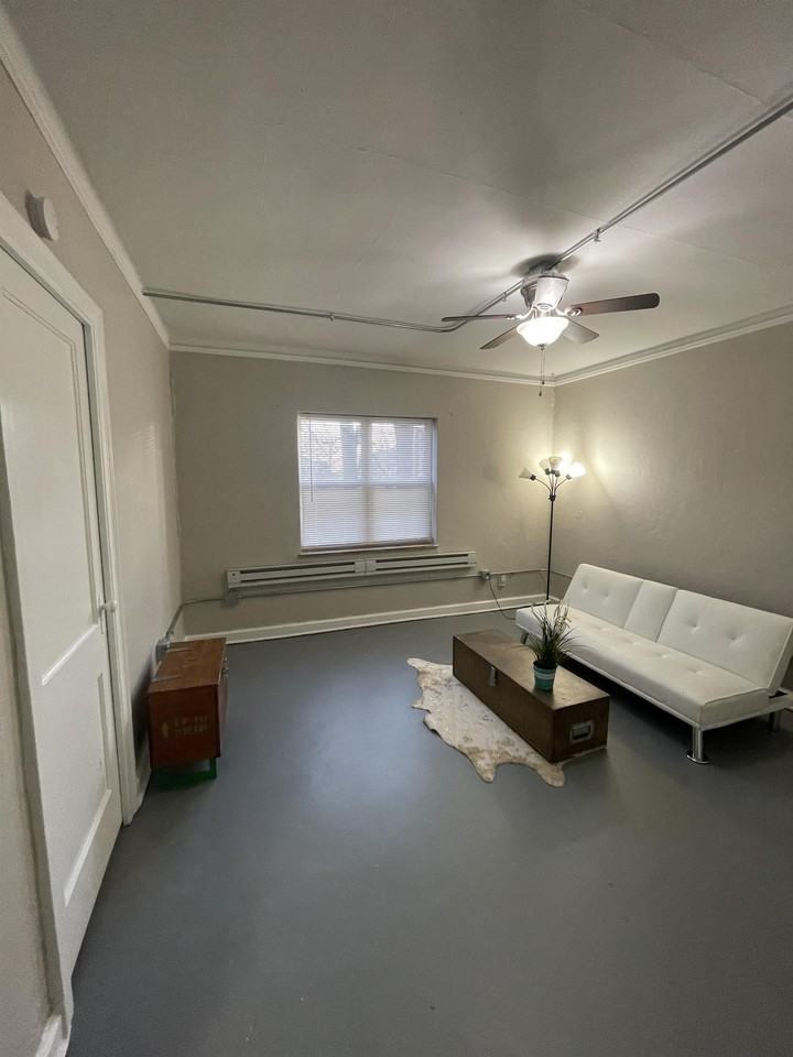 3136 Grand Ave - Photo 6 of 21