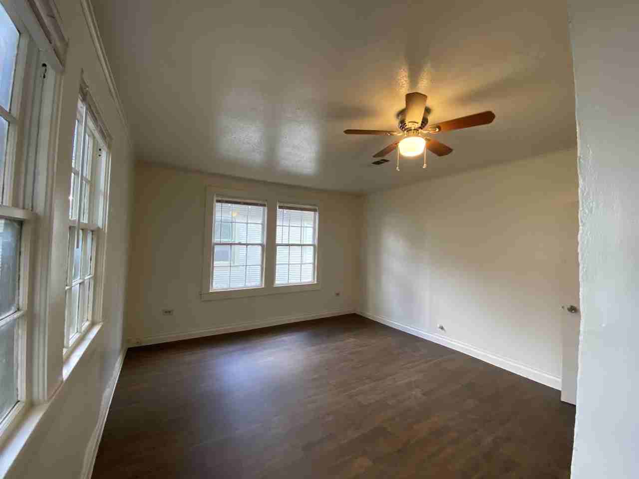 9-Plex - Photo 3 of 6