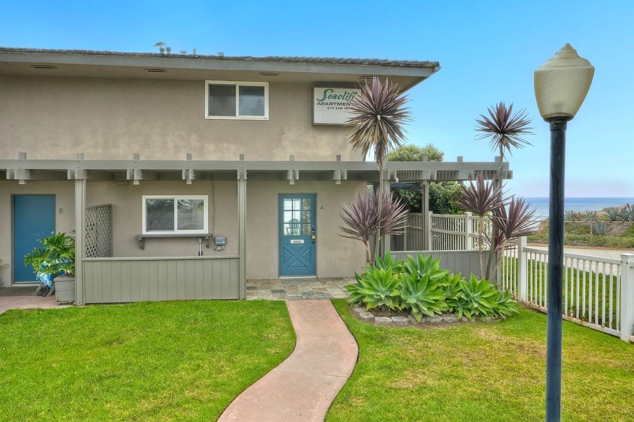 615 Law Street - Photo 3 of 28