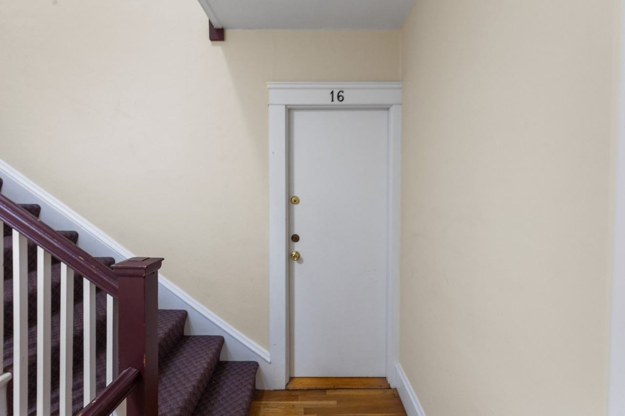 88-100 Taft Avenue - Photo 7 of 23