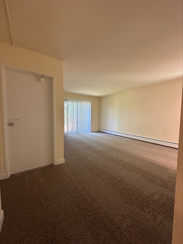 740 Court of Birch - Photo 3 of 5