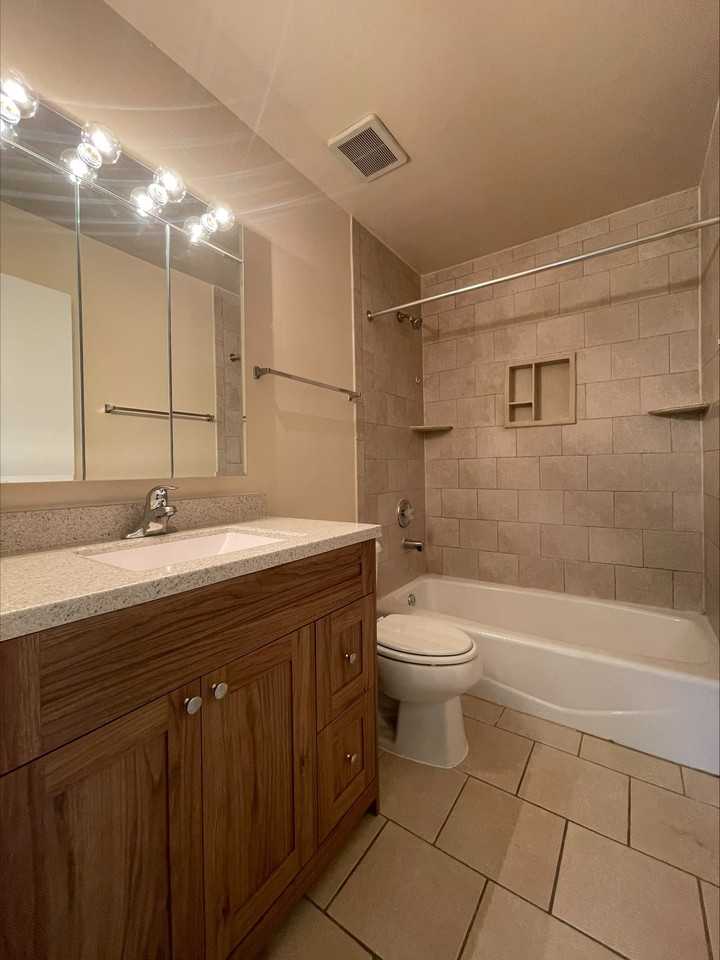 815 Westmoreland Drive - Photo 2 of 10