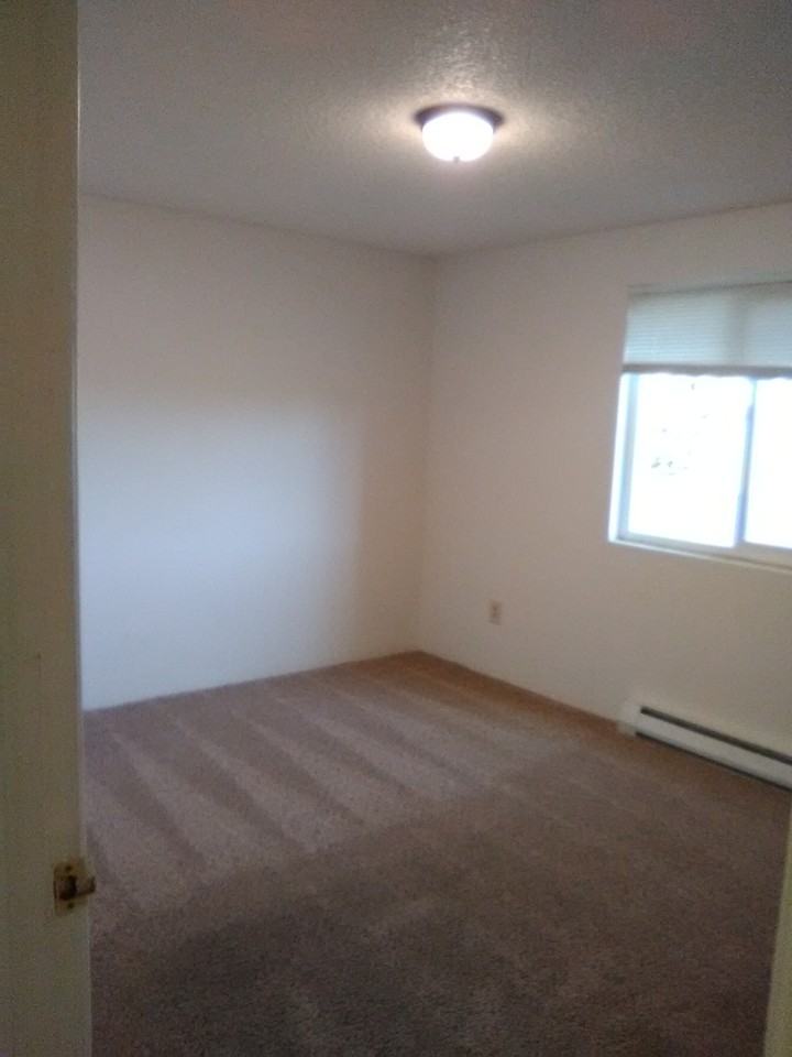 Whispering Pines - Photo 5 of 9