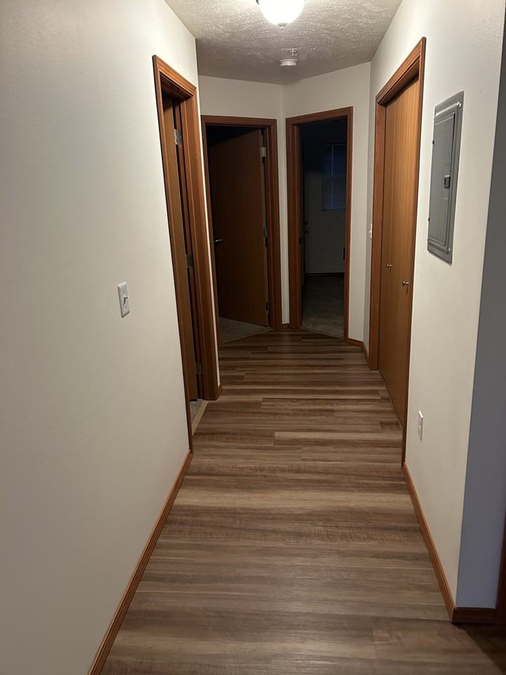 4507 North Sullivan Road - Photo 5 of 8