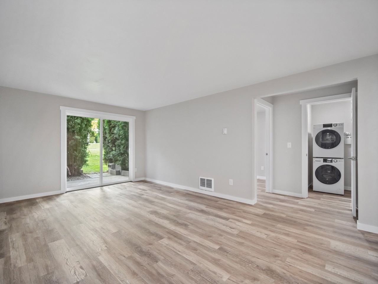 Perrine Court Apartments - Photo 2 of 13