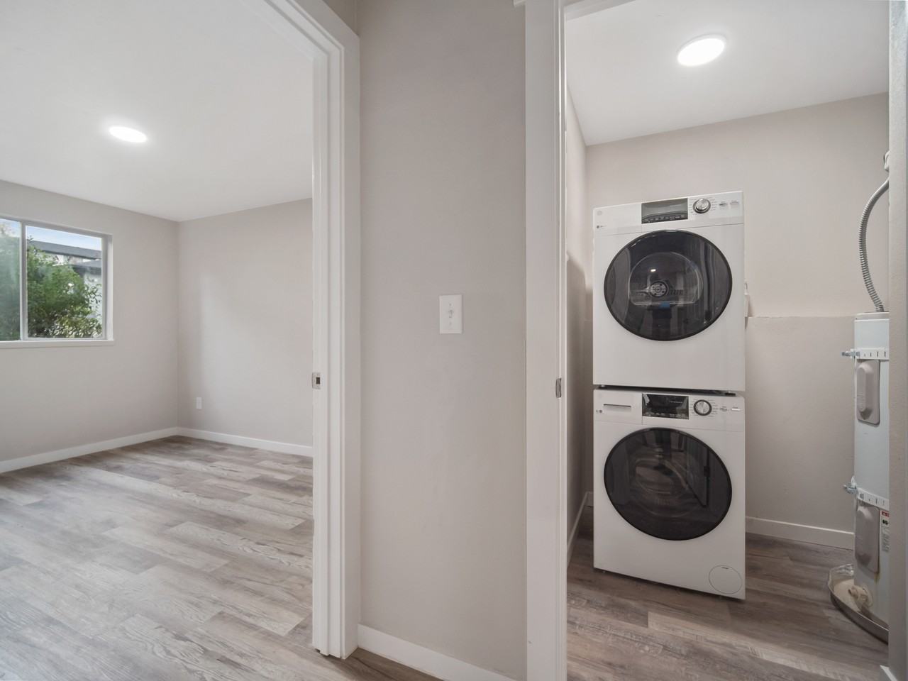 Perrine Court Apartments - Photo 7 of 13