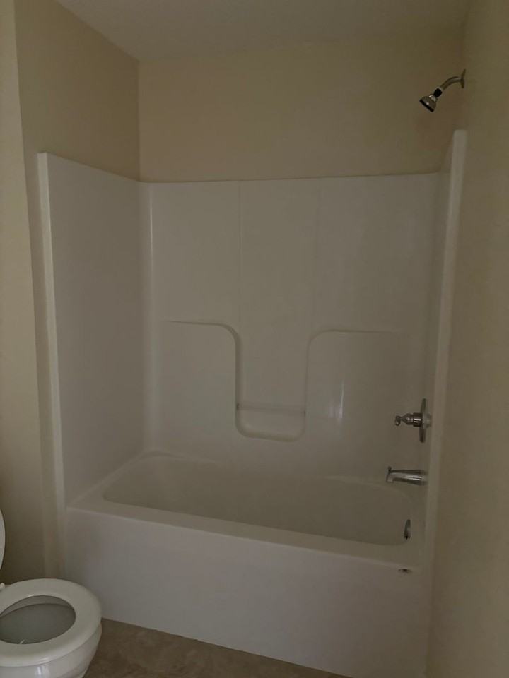 1231 Ball Park Ave Ne - Photo 4 of 10