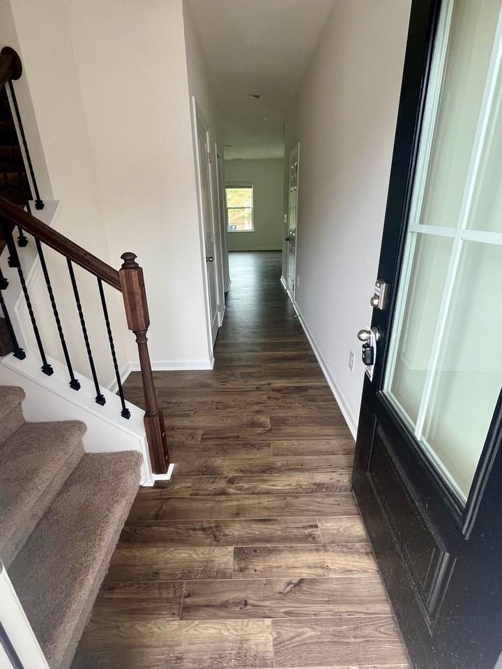 3461 Tyee Crossing Way - Photo 4 of 29