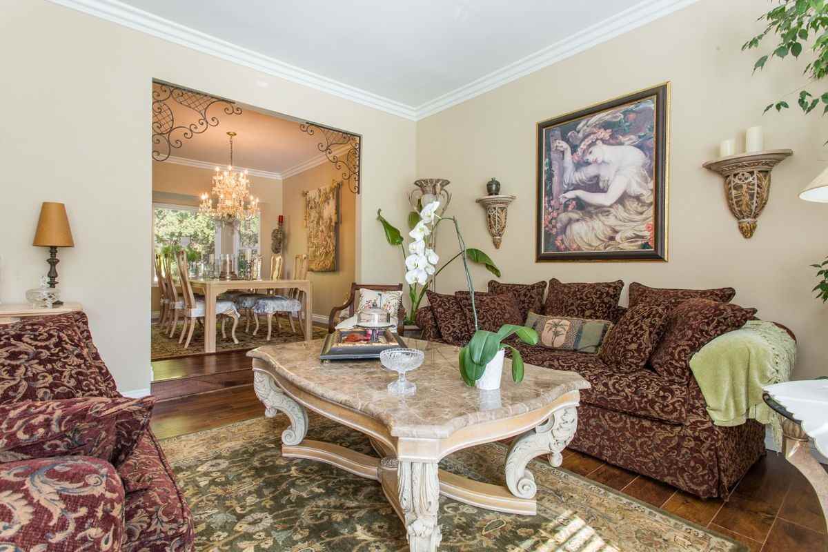 30311 Goodspring Dr - Photo 3 of 18