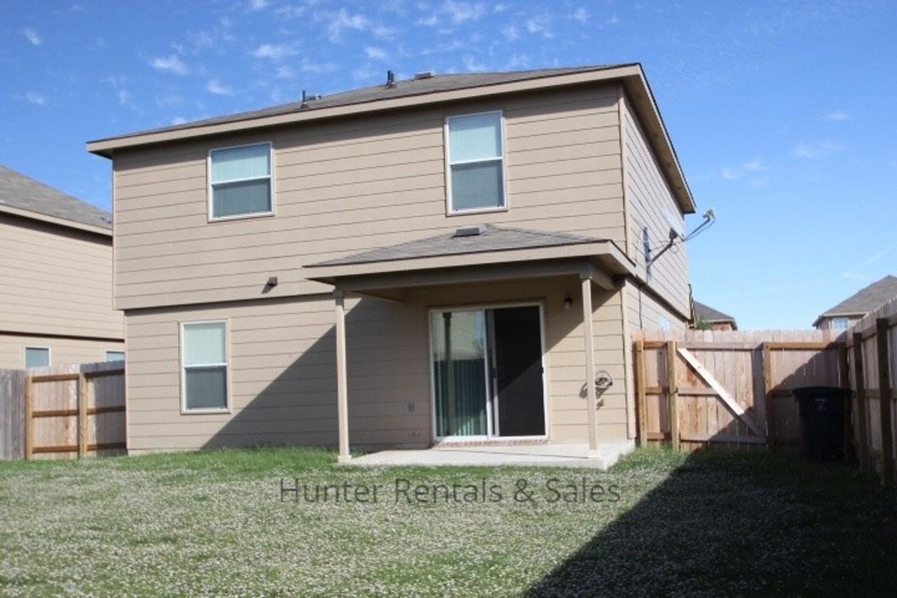 5301 Lyra Dr - Photo 2 of 35