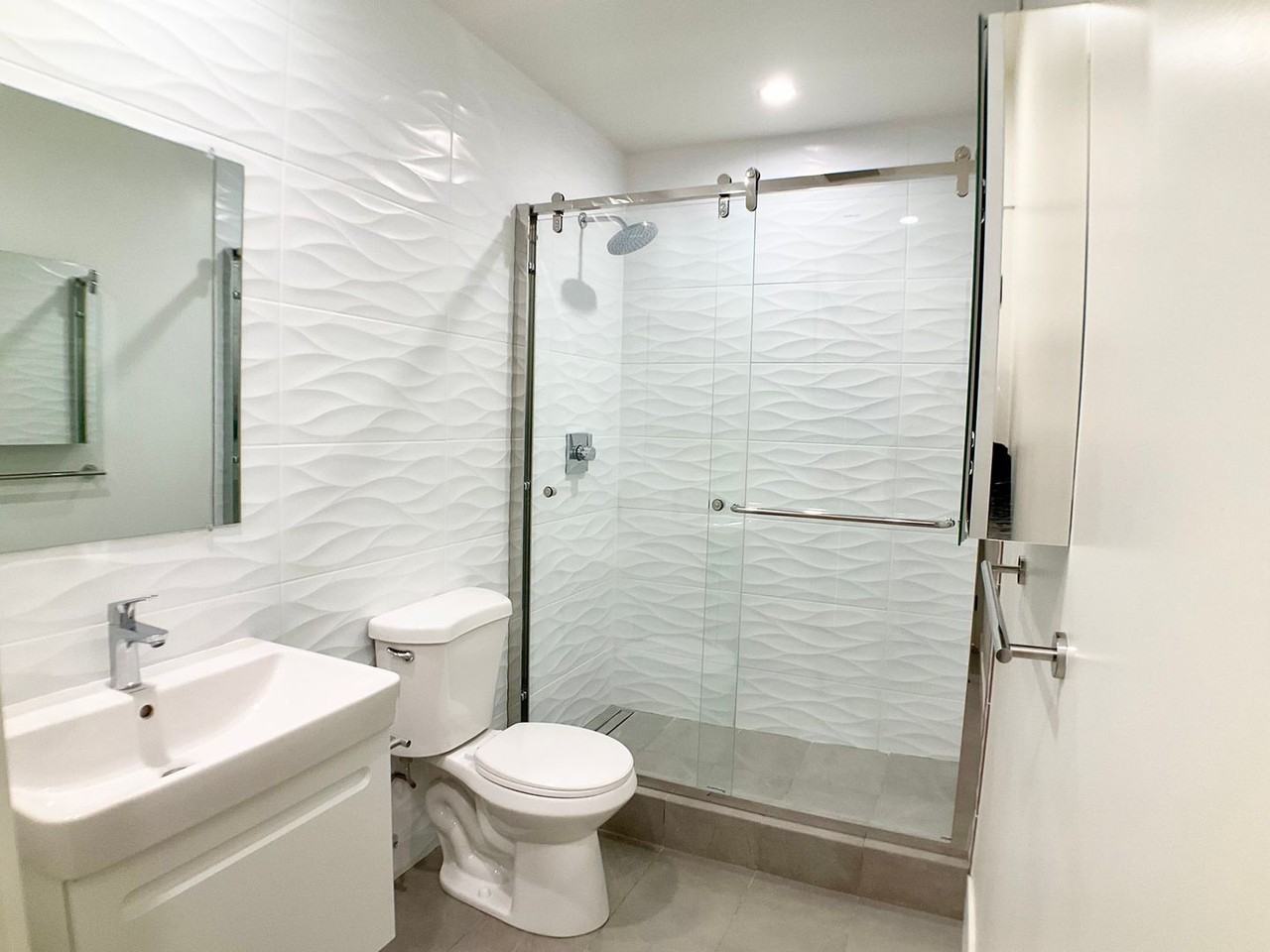 1601 Beach St #201 - Photo 5 of 20