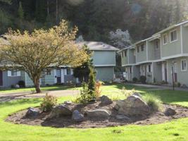 featured image of 540 N Pine St #15