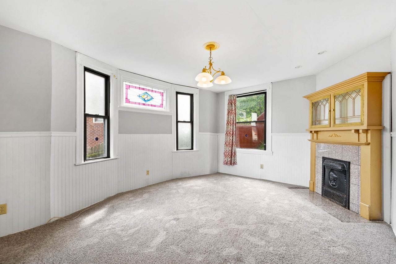 334 Overbrook Boulevard - Photo 3 of 27