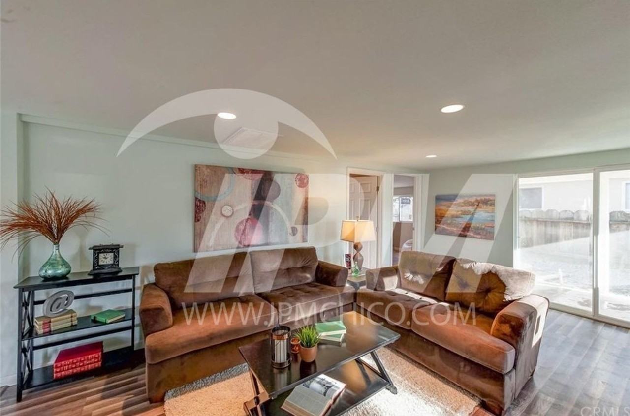 842 Alice Ln - Photo 3 of 13