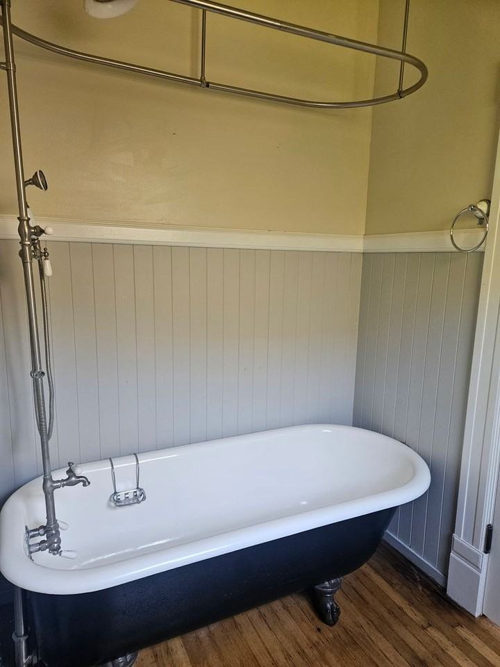 145 Myrtle St - Photo 7 of 12