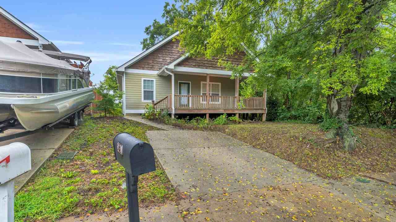 2630 Carr St - Photo 5 of 25