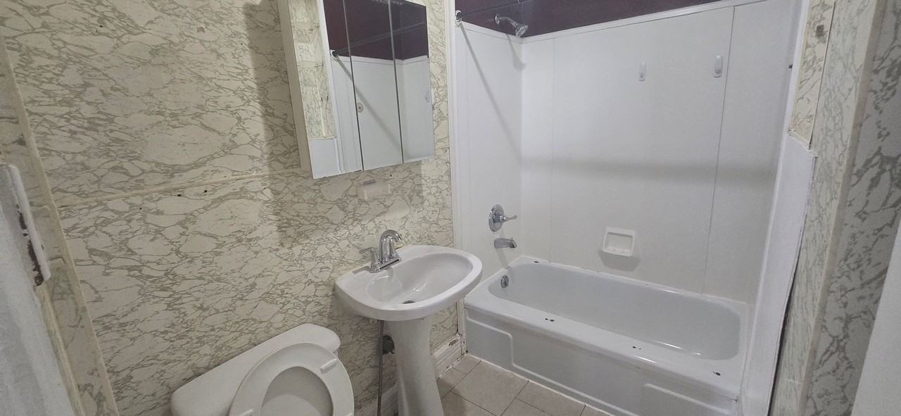 203 Partridge Street - Photo 4 of 8