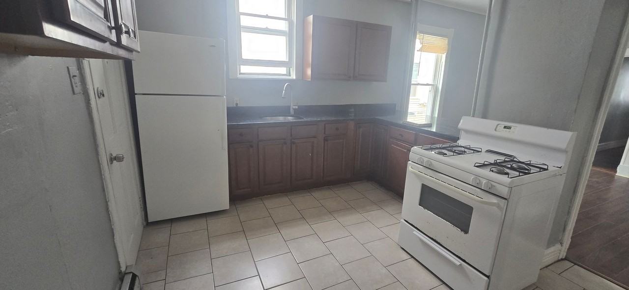 203 Partridge Street - Photo 6 of 8